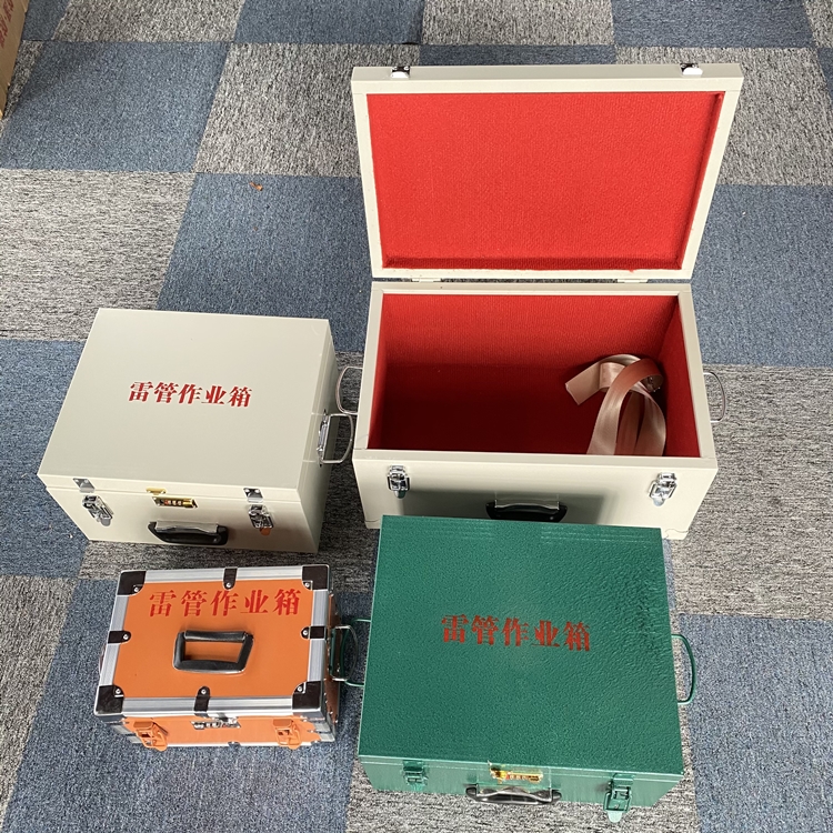 文成爆破工程作业箱如何选择？玻璃钢与传统材质的全面对比